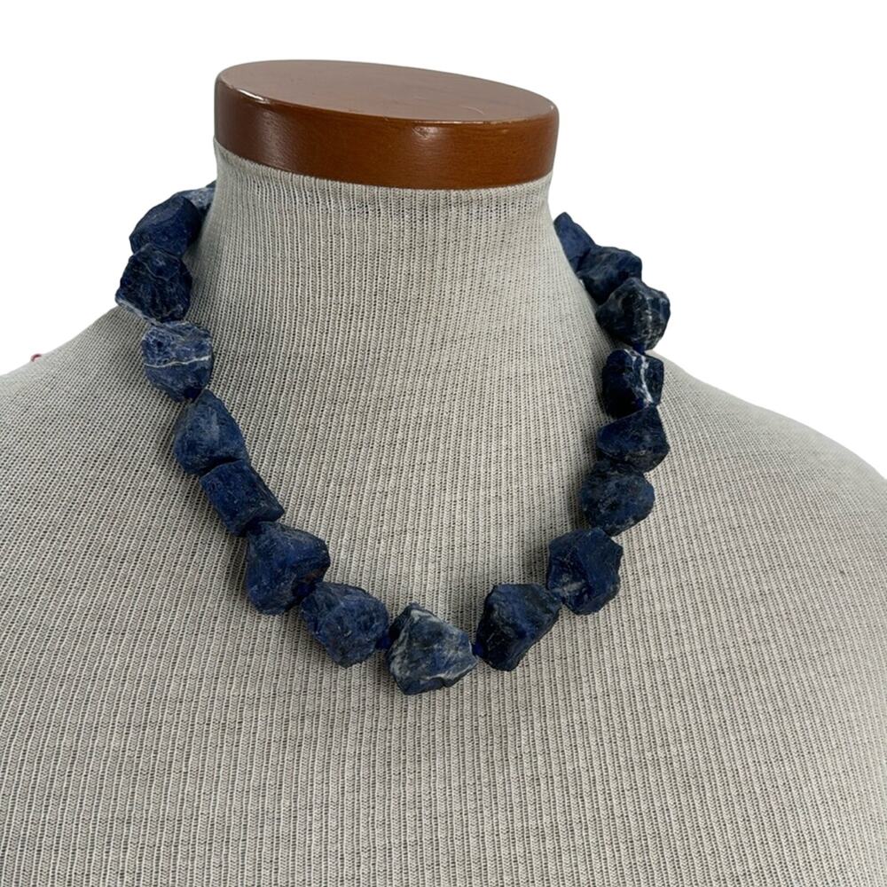 Large chunky stone sodalite choker necklace